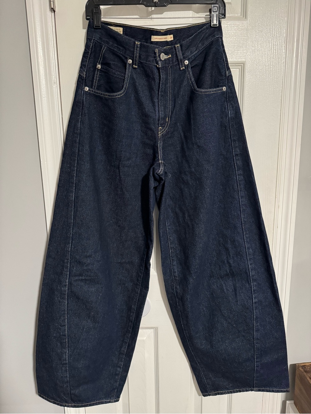 Levi's Super Baggy Barrel